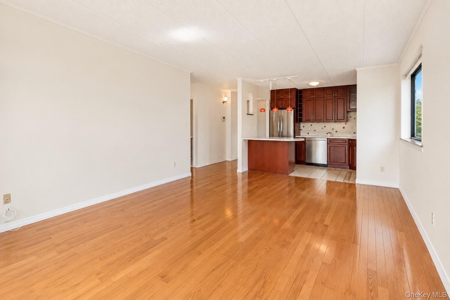 3220 Fairfield Avenue Unit: 7B thumbnail 4