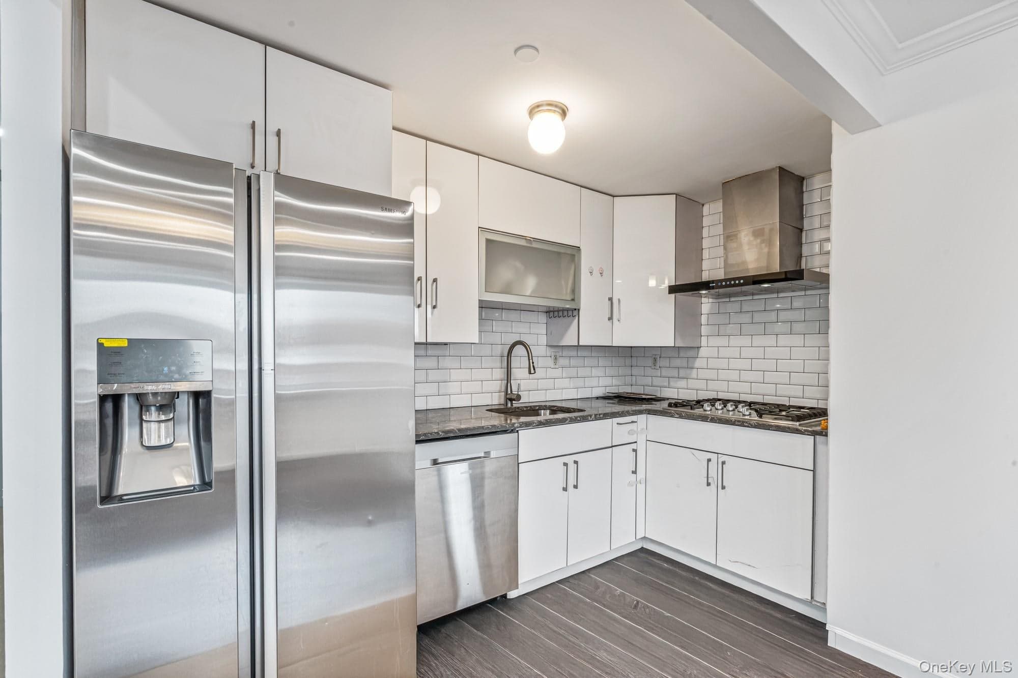 8115 Queens Boulevard Unit: 3A thumbnail 8