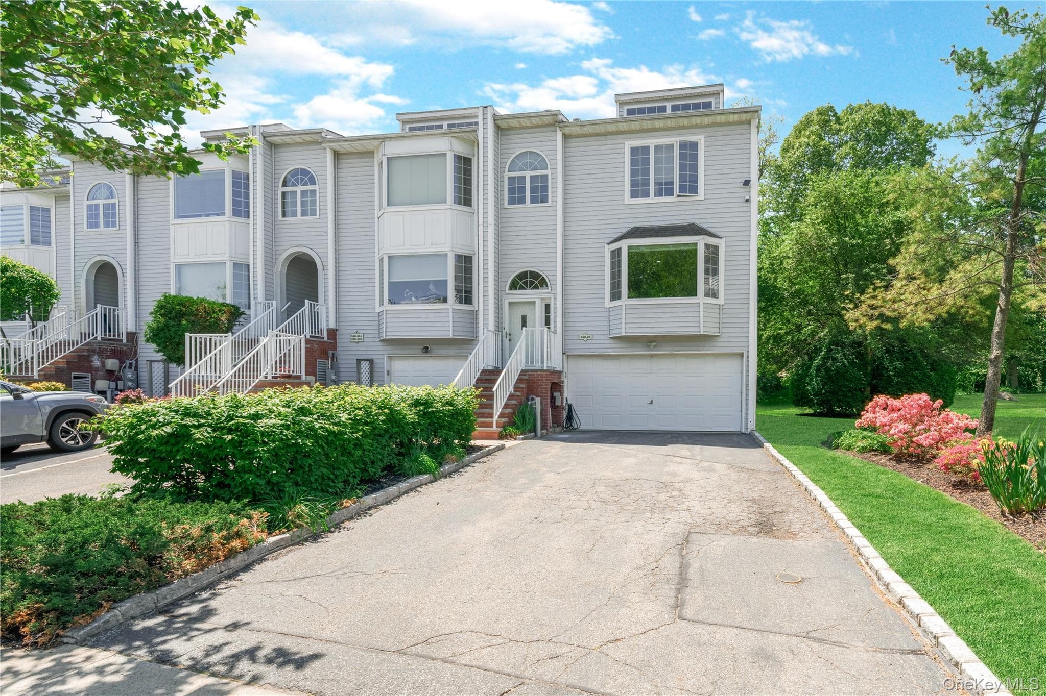 240-02 Oak Park Drive Unit: 18C thumbnail 3