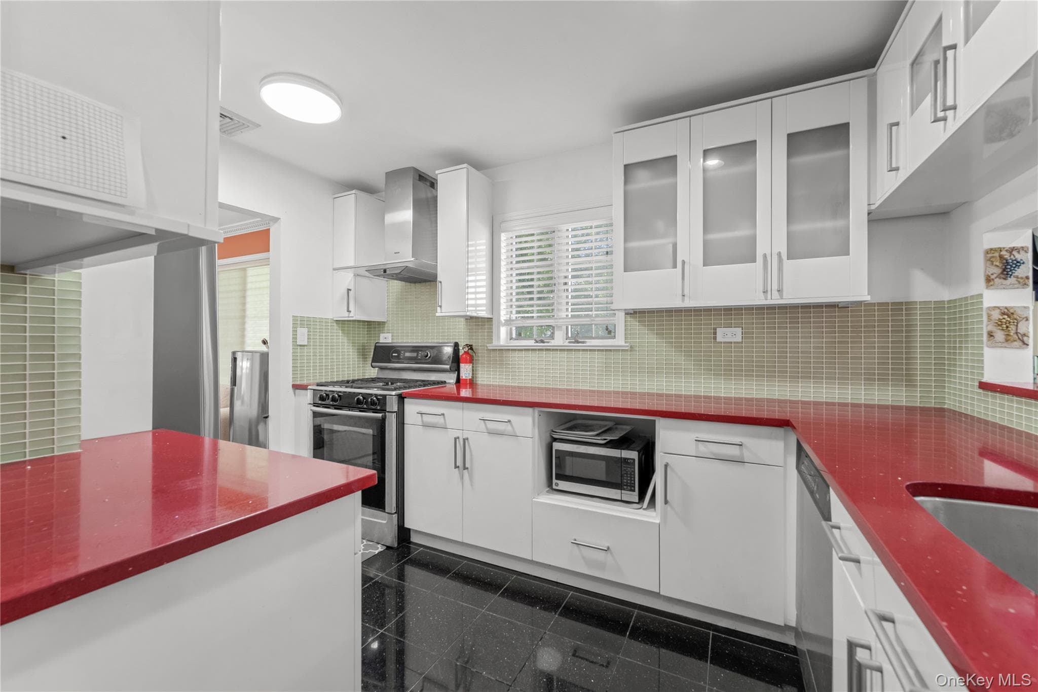 240-02 Oak Park Drive Unit: 18C thumbnail 9