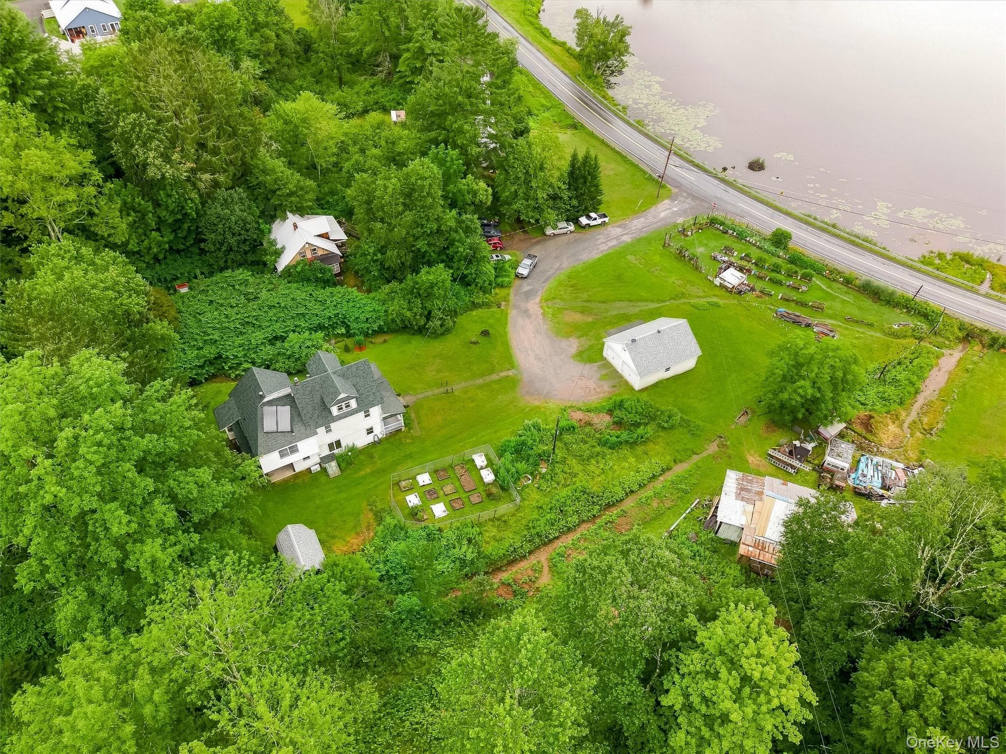 8 Norris Drive thumbnail 44