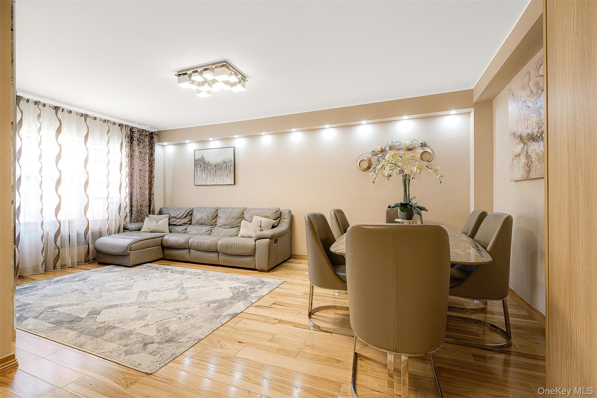 99-32 66th Road Unit: 5Z thumbnail 3