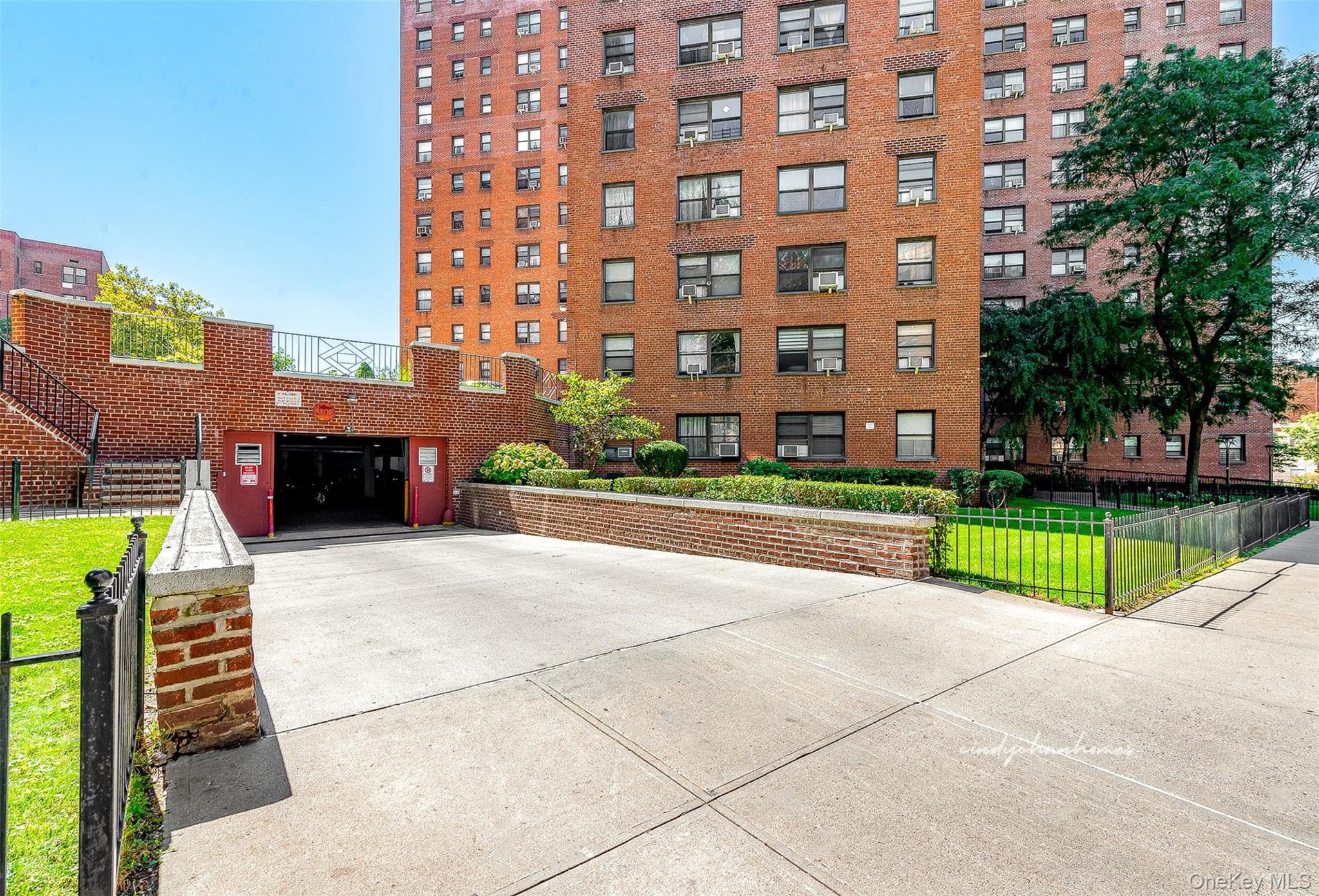 99-32 66th Road Unit: 5Z thumbnail 33