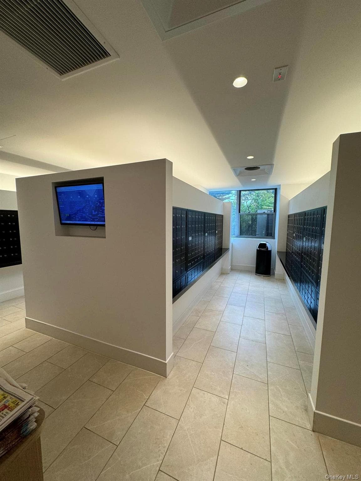 70-25 Yellowstone Blvd Blvd Unit: 1 Y thumbnail 13