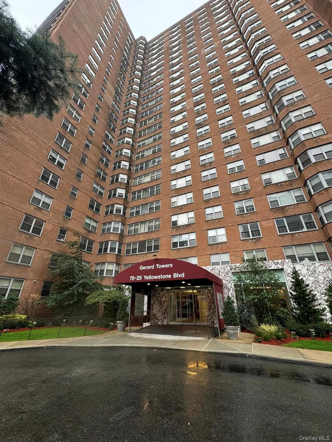 70-25 Yellowstone Blvd Blvd Unit: 1 Y thumbnail 2