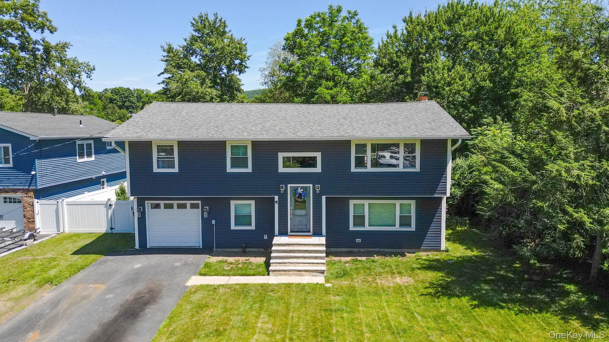36 Lakewood Road photo 1
