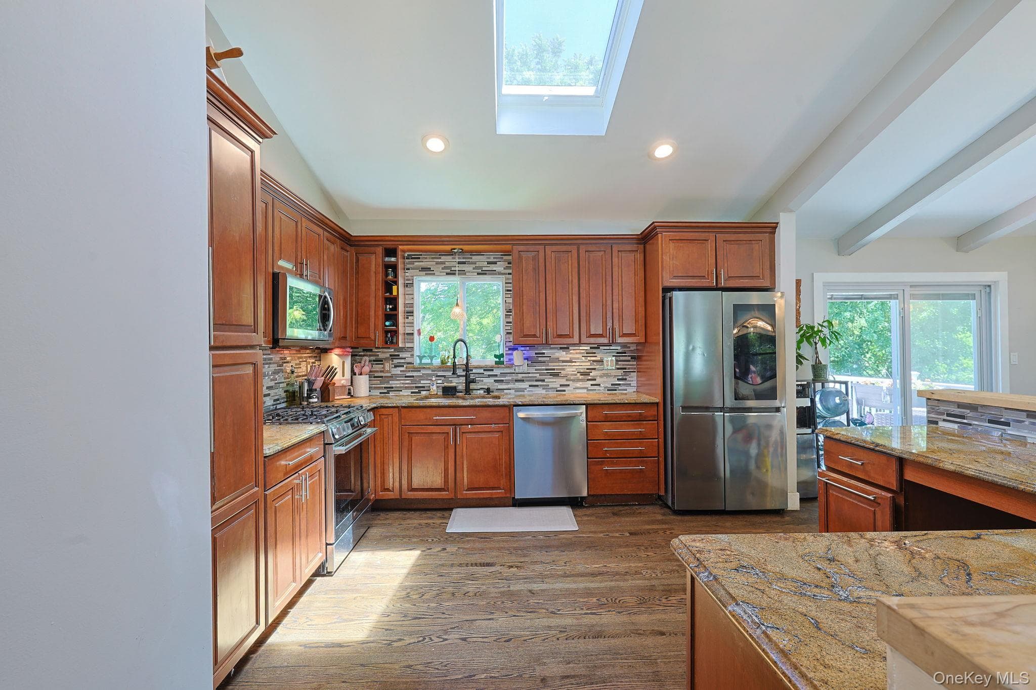36 Lakewood Road thumbnail 10