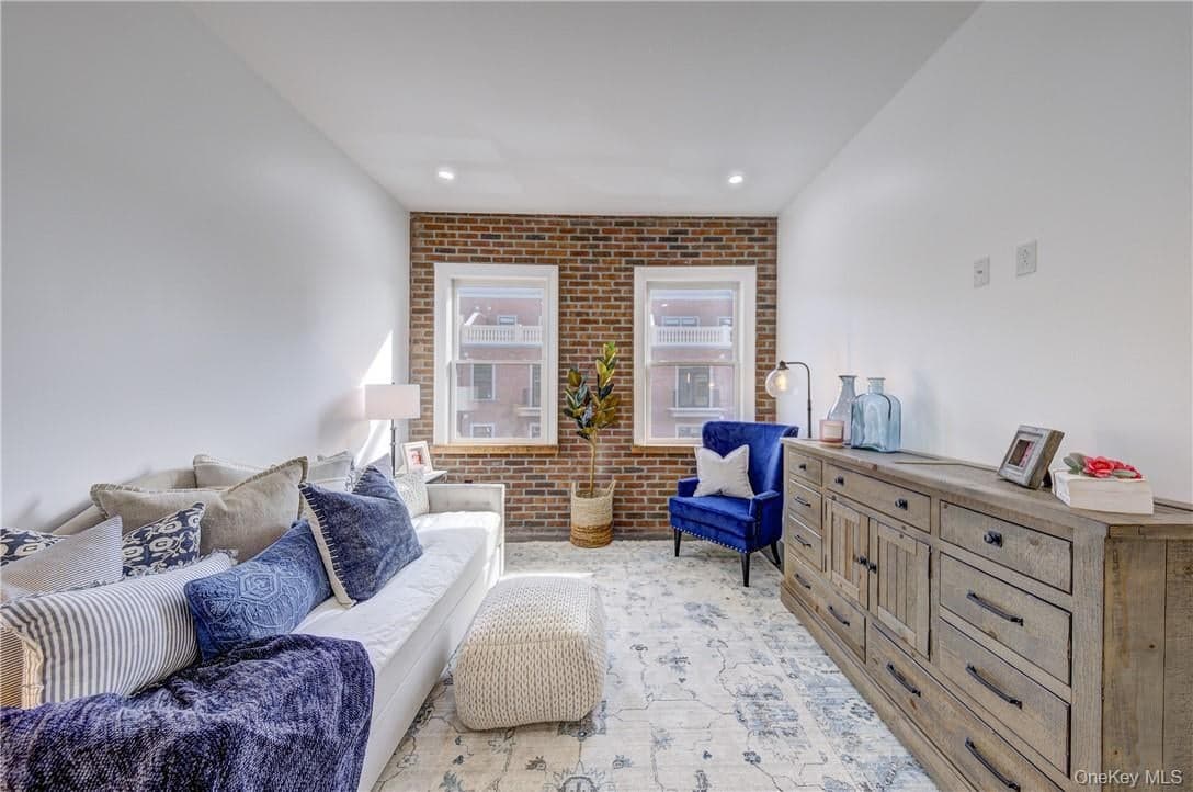 226 Main Street Unit: 301 thumbnail 21
