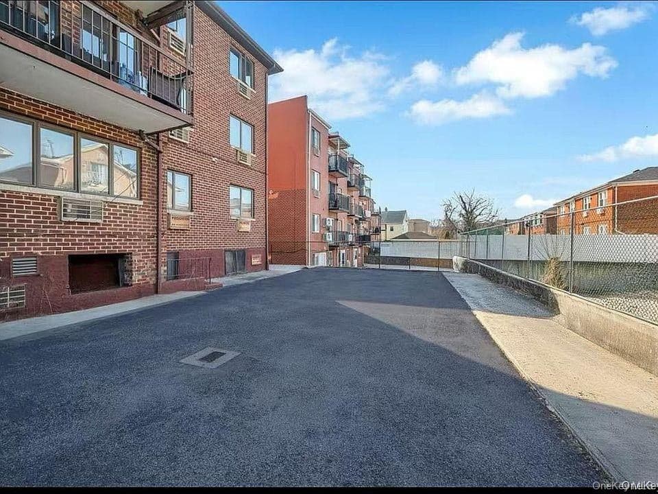 46-12 161st Street Unit: 2C thumbnail 9