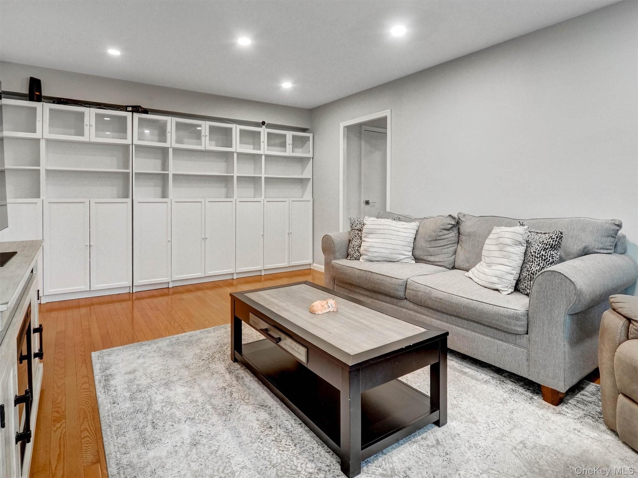 190 72nd Street Unit: 128 thumbnail 4