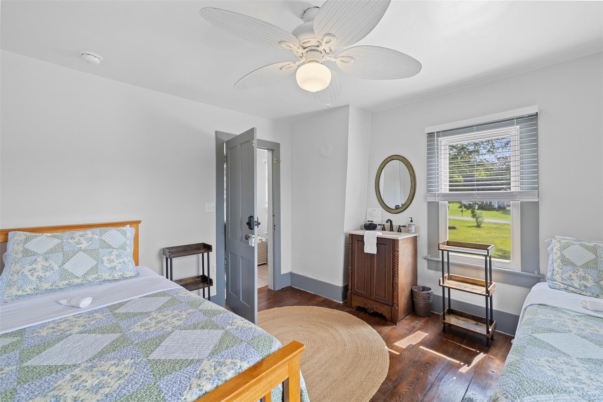 346 Crescent Avenue thumbnail 25