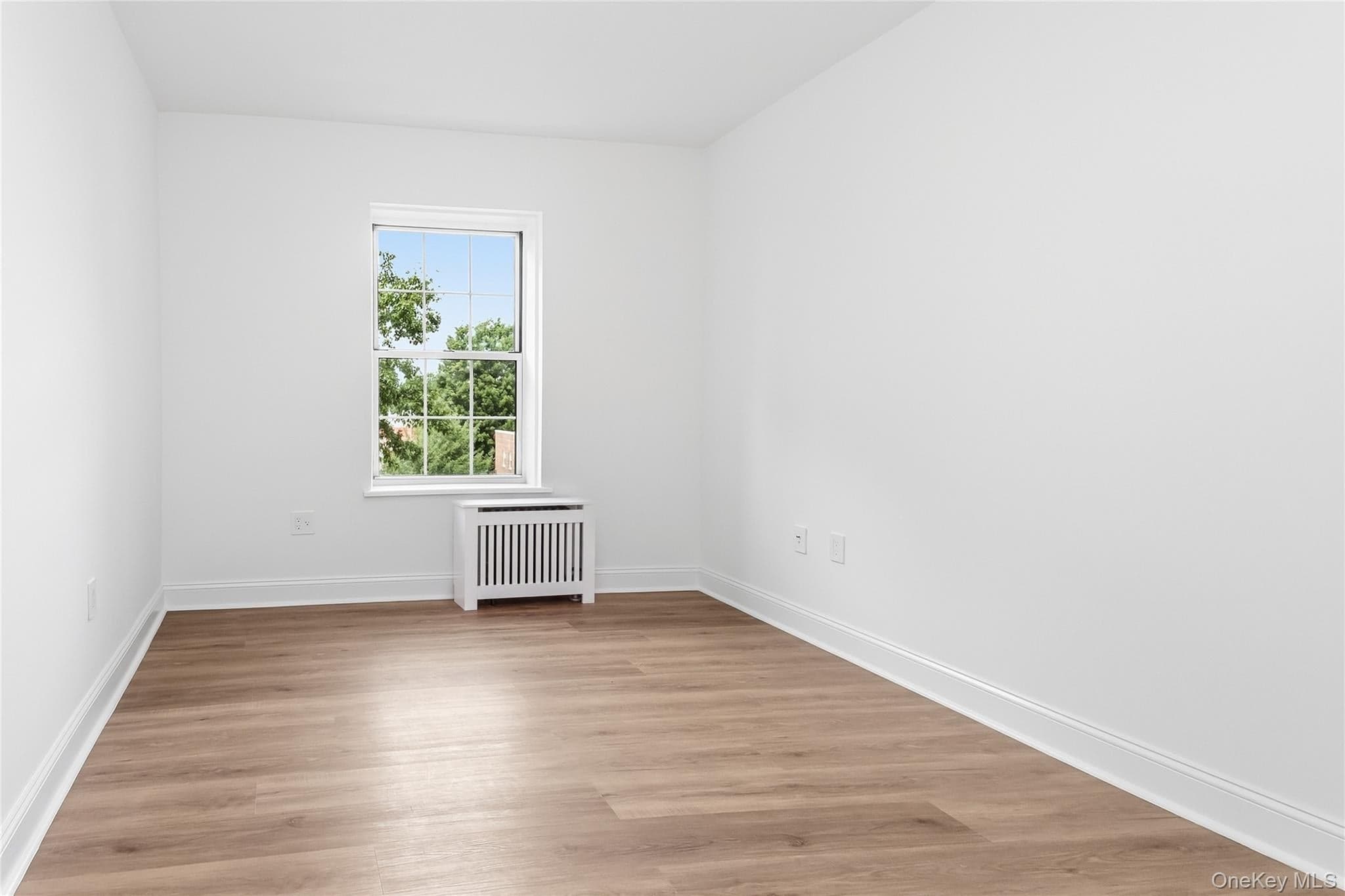 30-51 Hobart Street Unit: #4 thumbnail 18