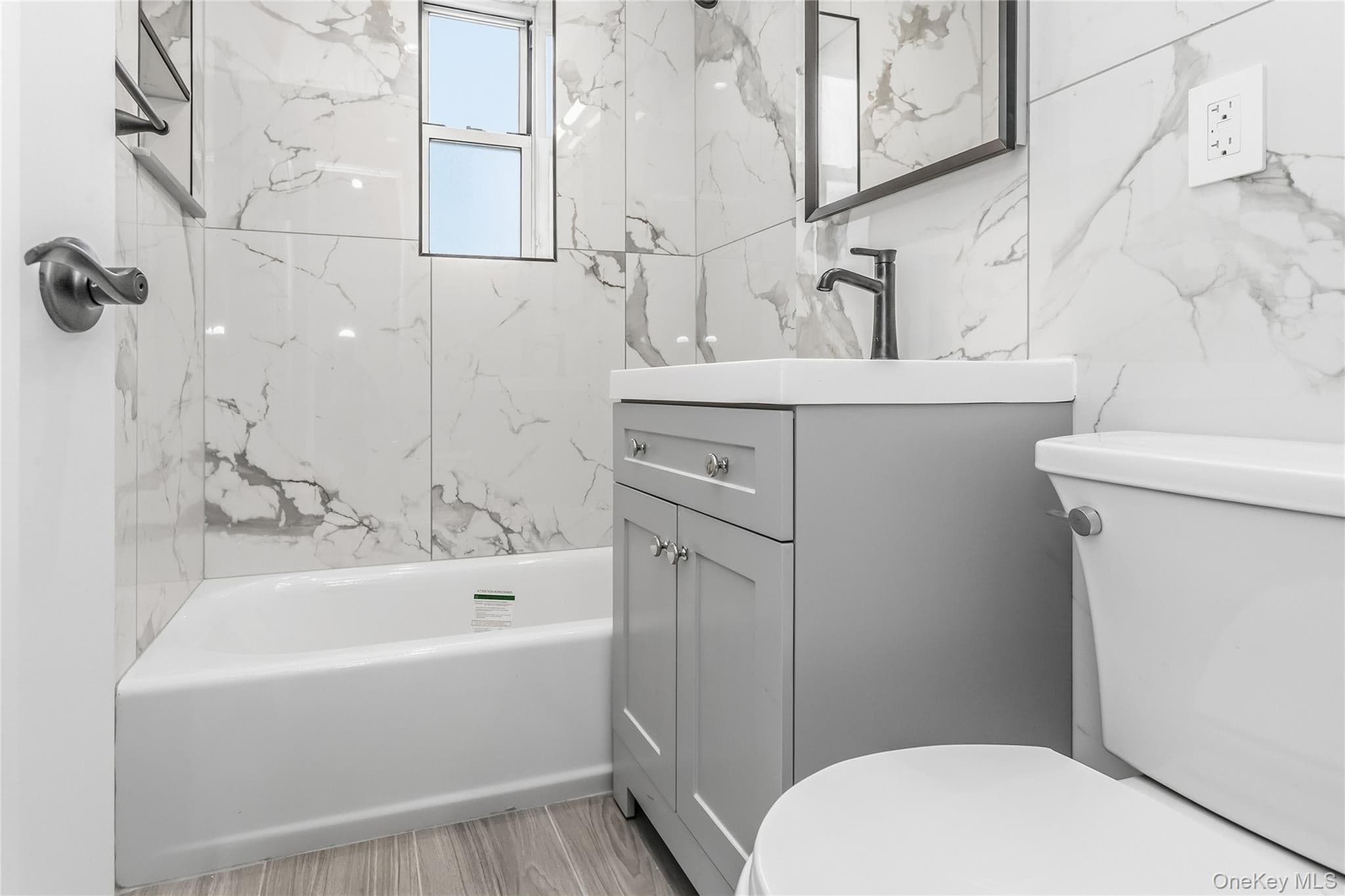 30-51 Hobart Street Unit: #4 thumbnail 22