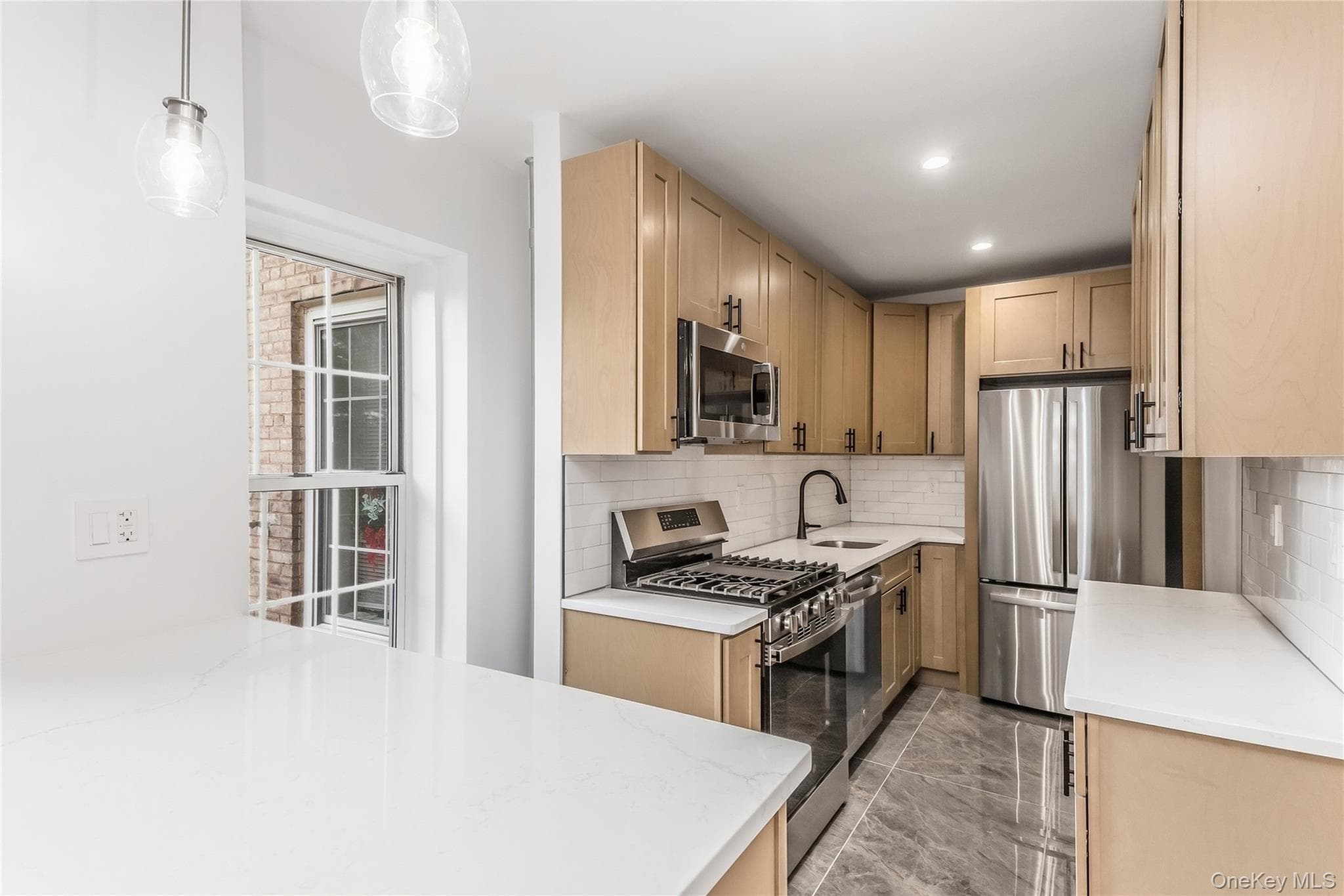 30-51 Hobart Street Unit: #4 thumbnail 12