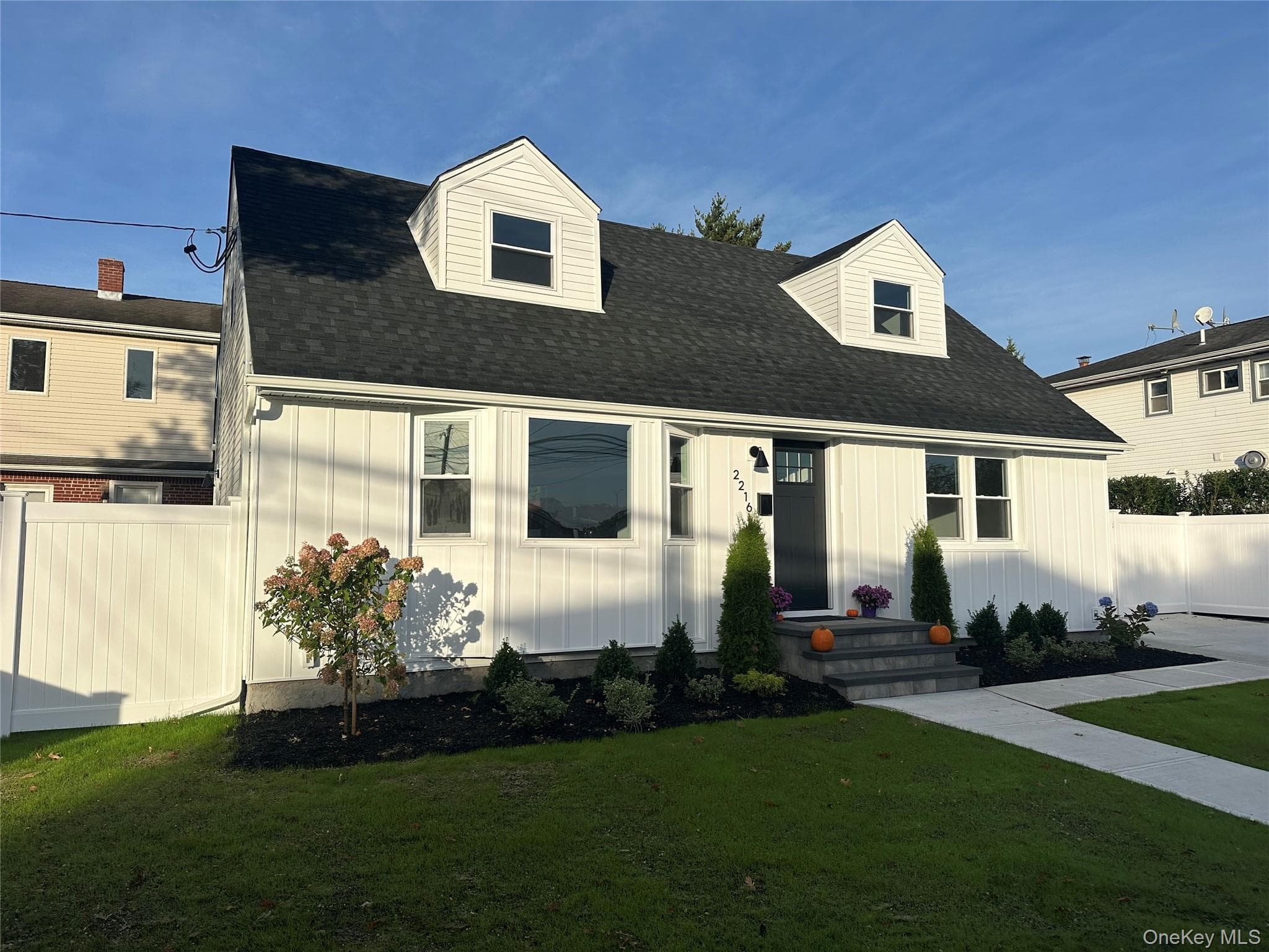 2216 Brooklyn Avenue thumbnail 23