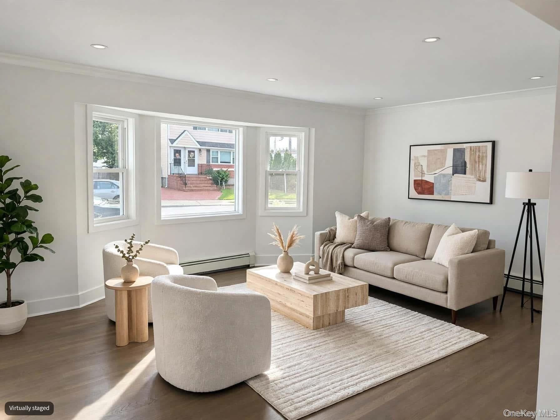 2216 Brooklyn Avenue thumbnail 3