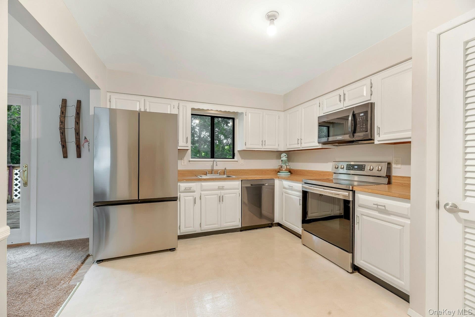 39 Woodbrook Drive thumbnail 7