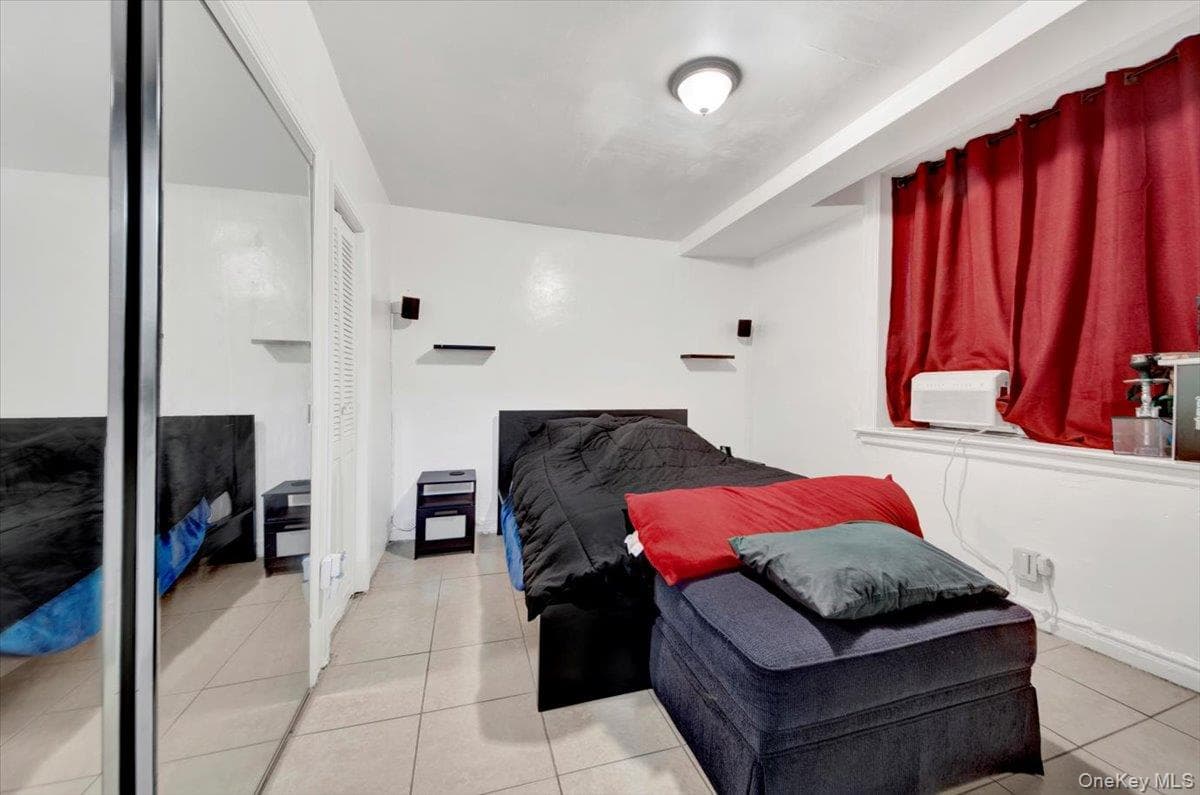 1972 Lafontaine Ave Unit: 1972 thumbnail 10