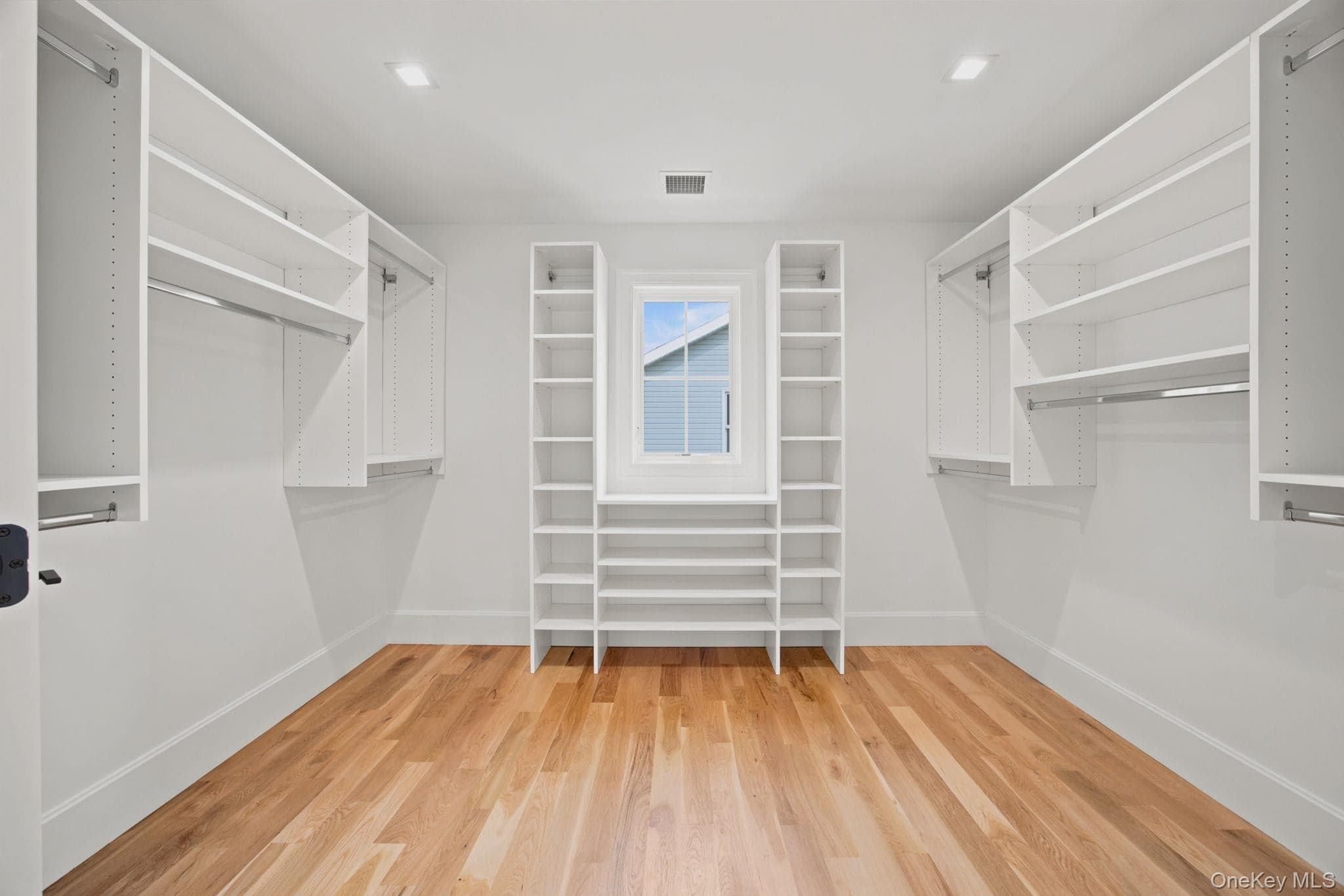 404 Langley Avenue thumbnail 28