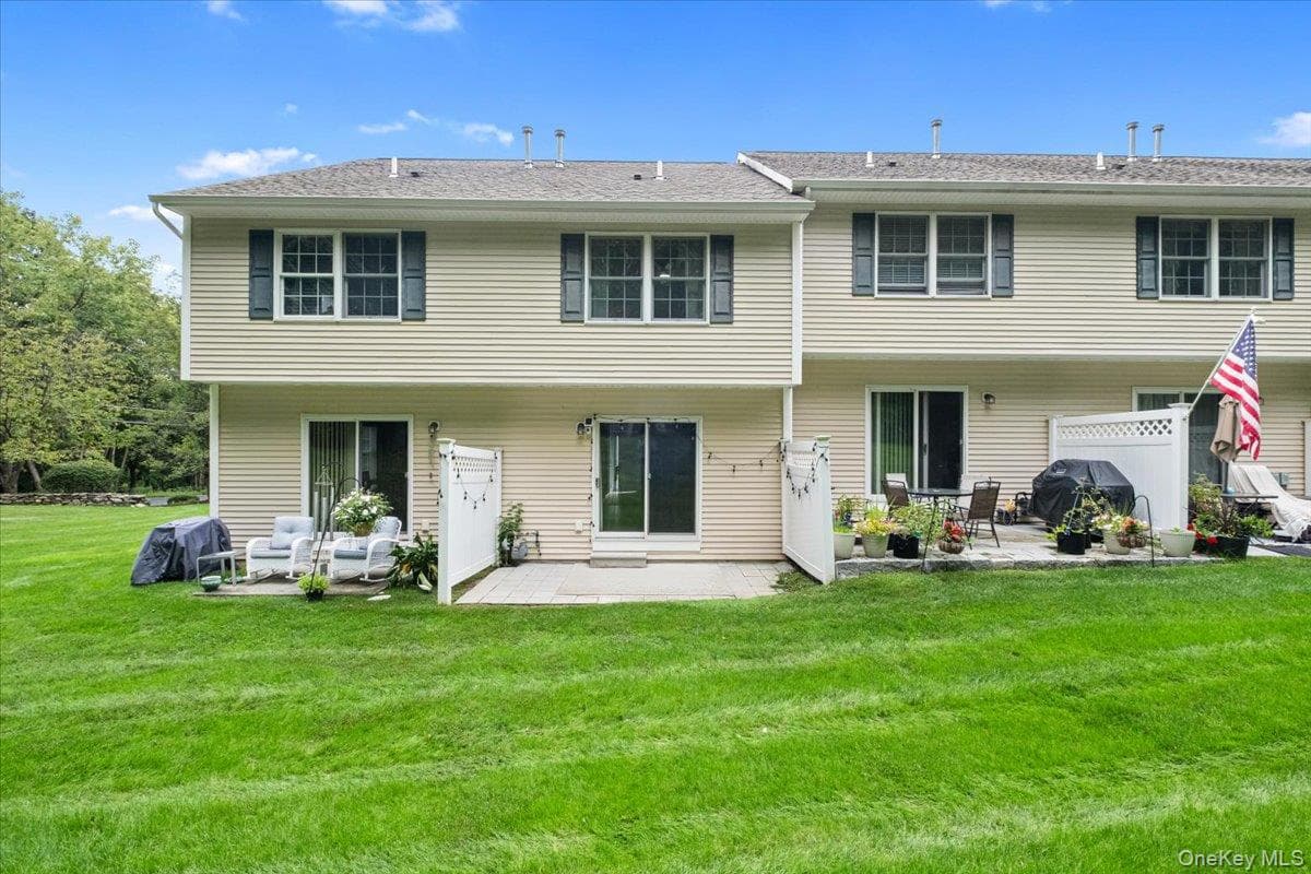 307 Alexandra Court thumbnail 43