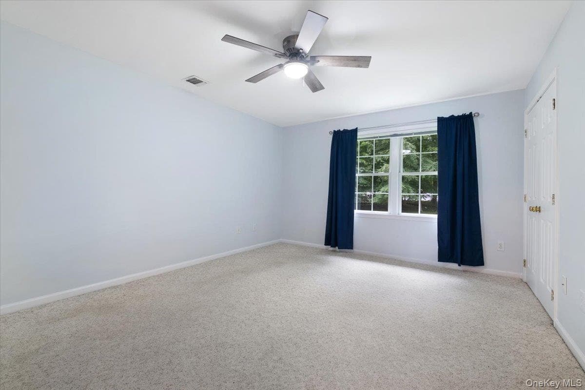 307 Alexandra Court thumbnail 31