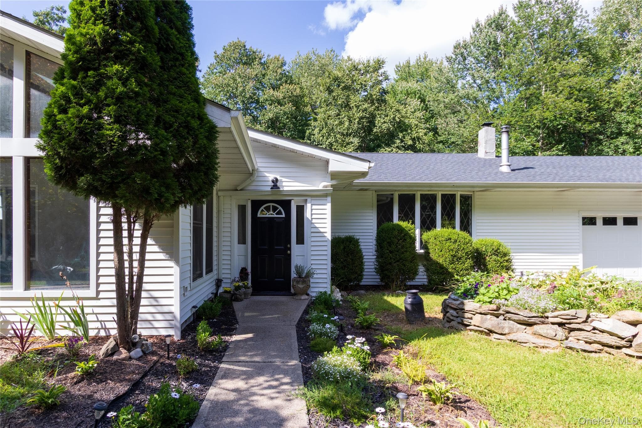 17 Molland Drive thumbnail 2
