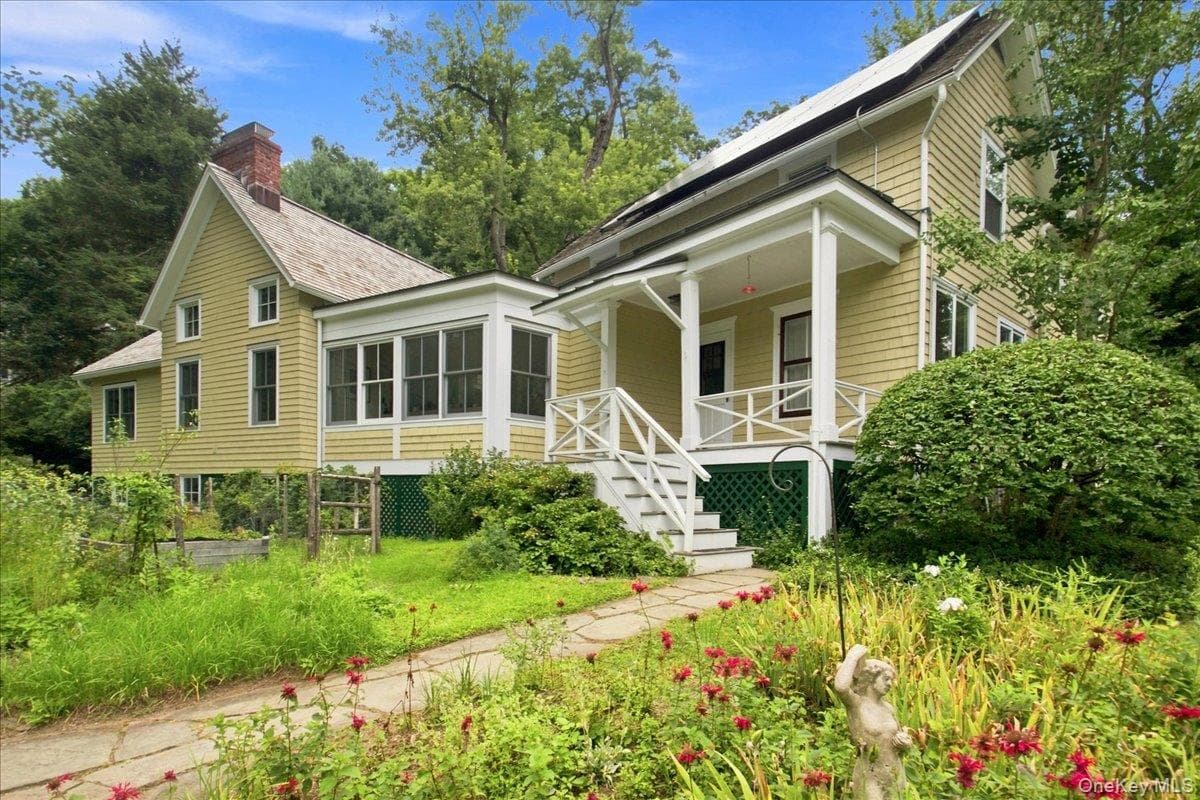 100 Whitlockville Road thumbnail 4
