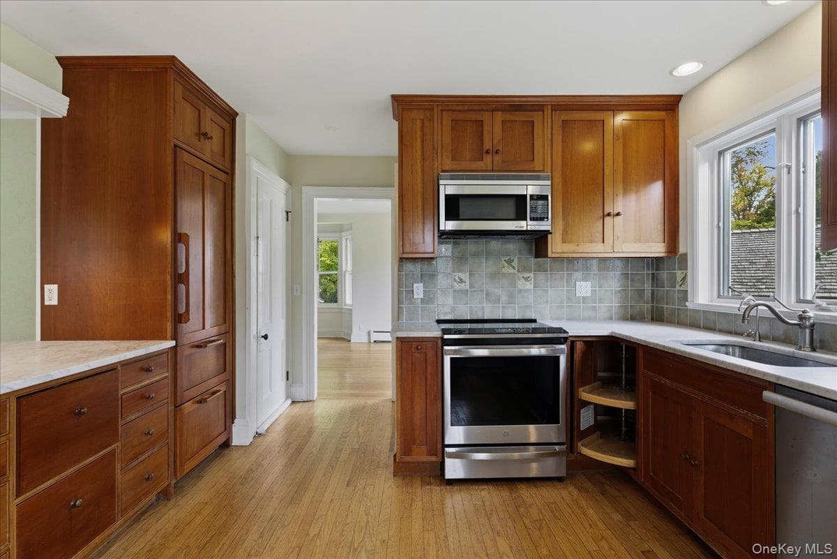 100 Whitlockville Road thumbnail 19