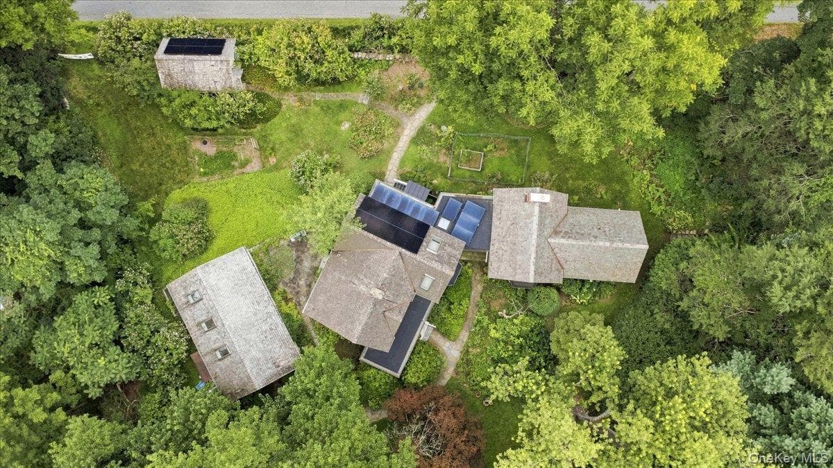 100 Whitlockville Road thumbnail 9