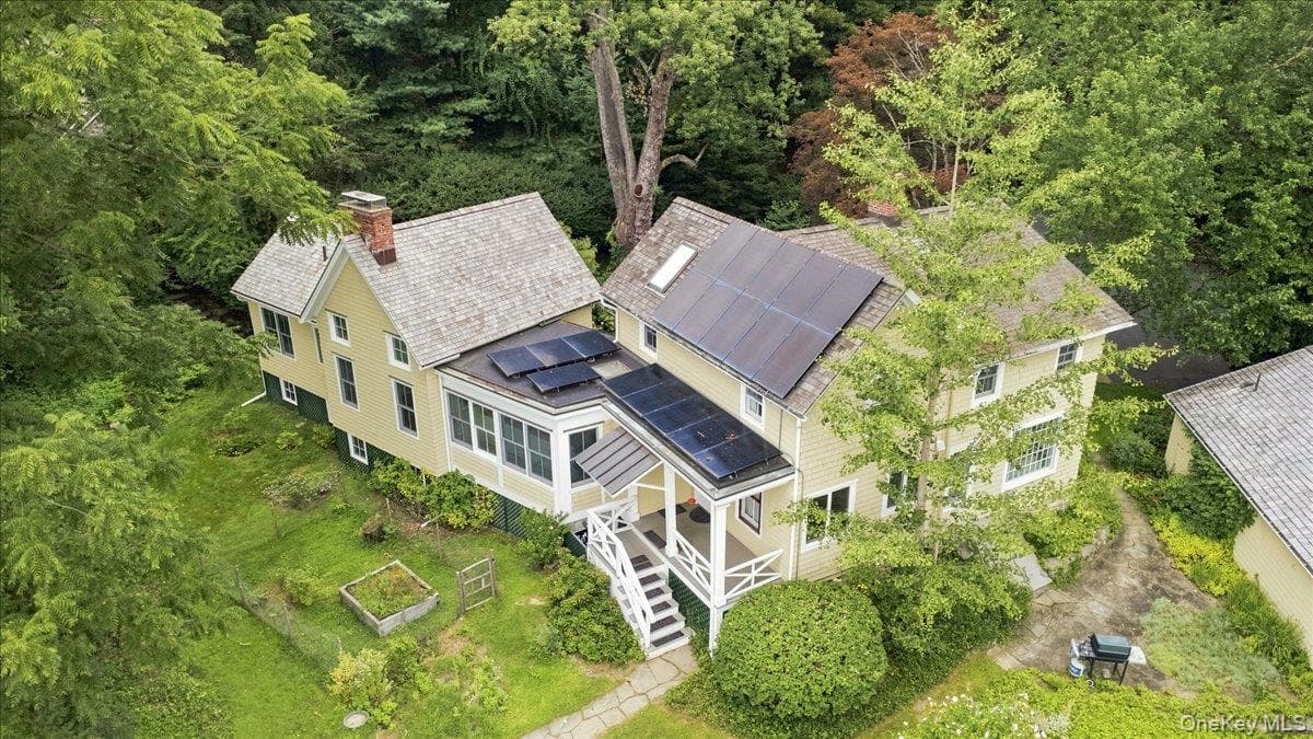 100 Whitlockville Road thumbnail 11