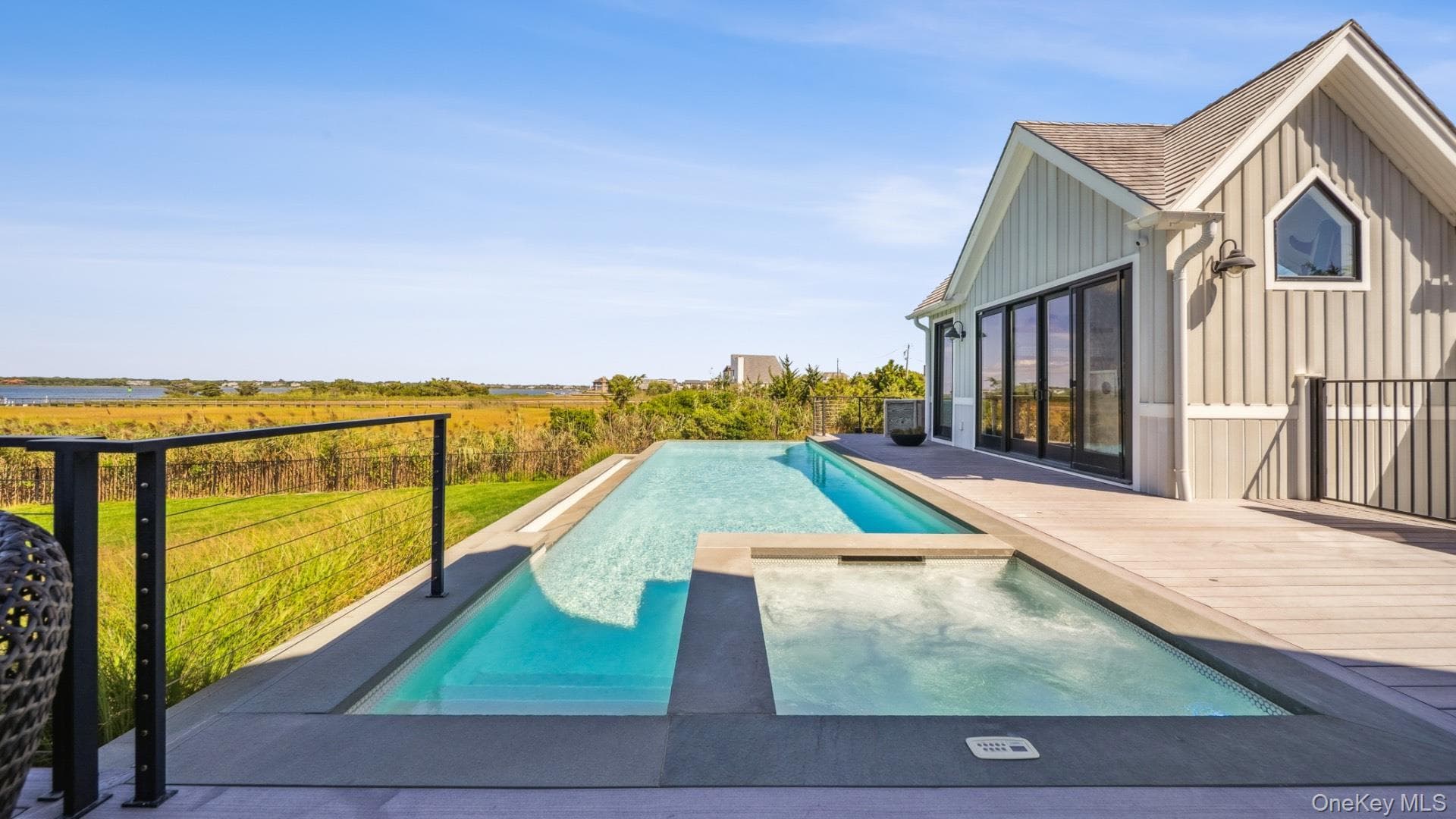 102 & 92 Dune Road thumbnail 6