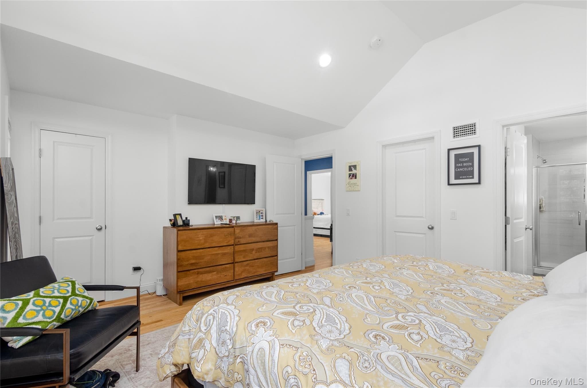 44 James Street thumbnail 27