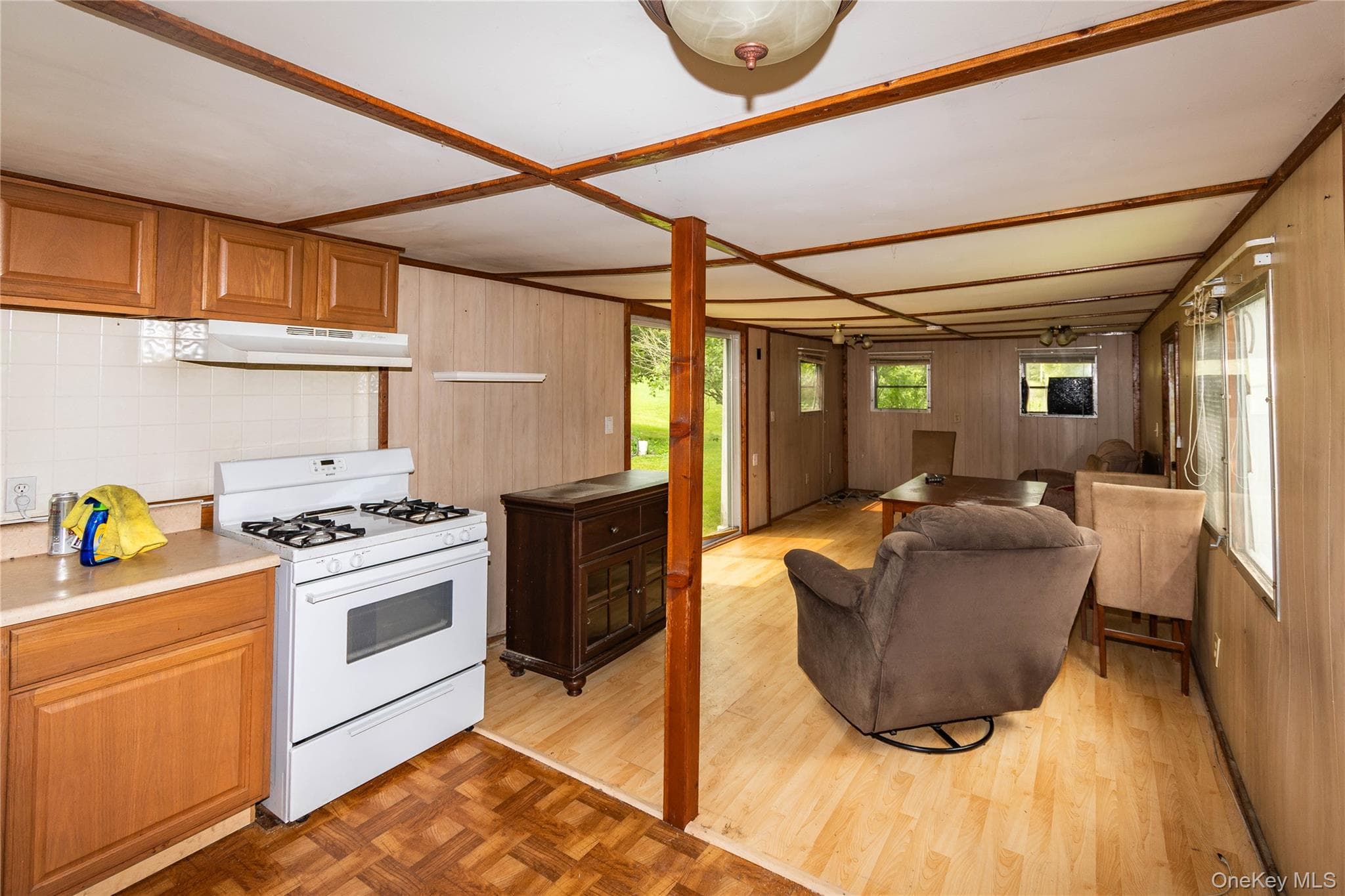 257 S Greenhaven Road thumbnail 20