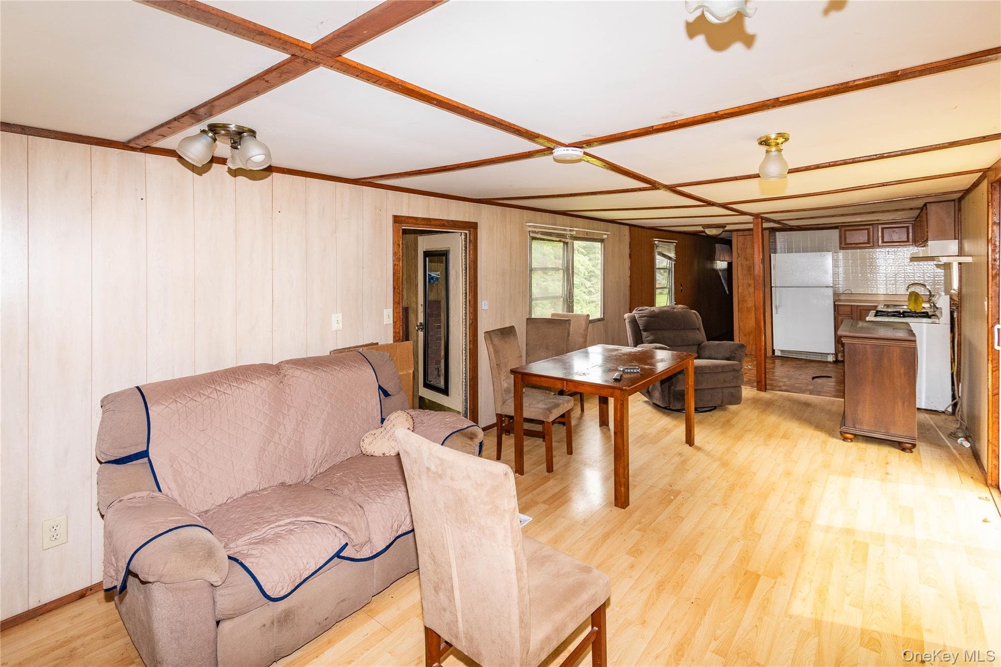 257 S Greenhaven Road thumbnail 17