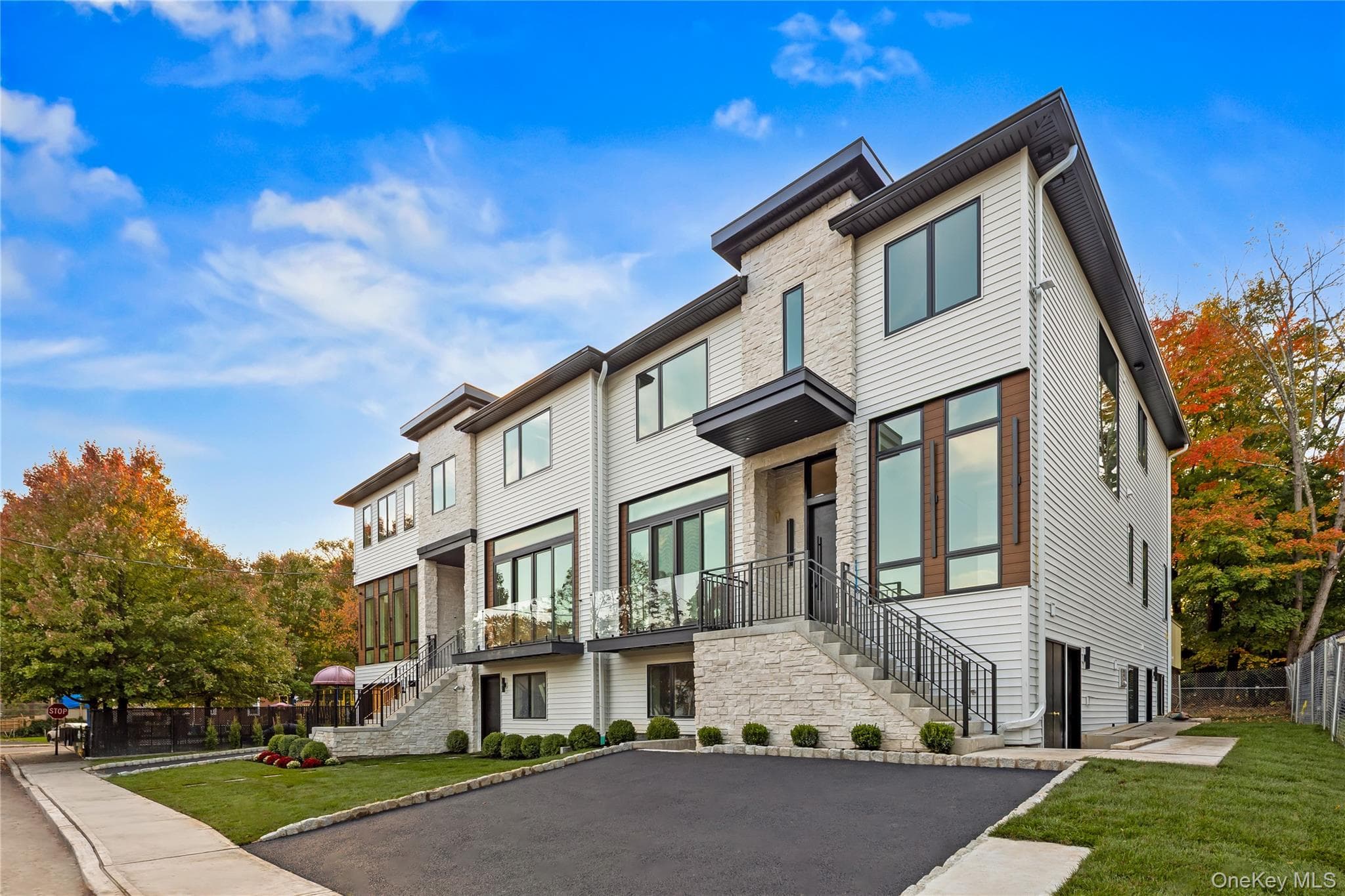 17 Jay St ST Unit: 201 thumbnail 41