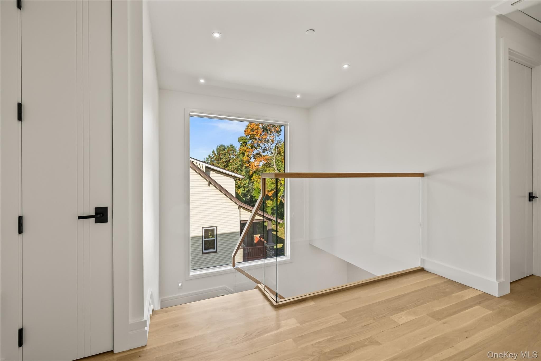 17 Jay St ST Unit: 201 thumbnail 18