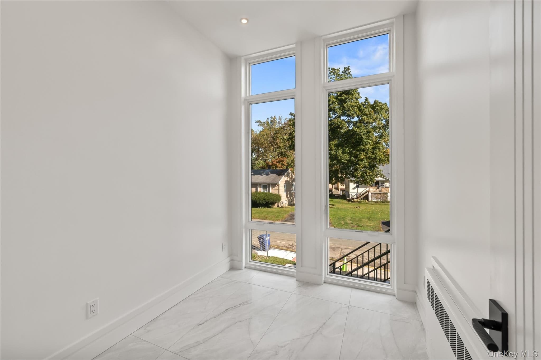 17 Jay St ST Unit: 201 thumbnail 8