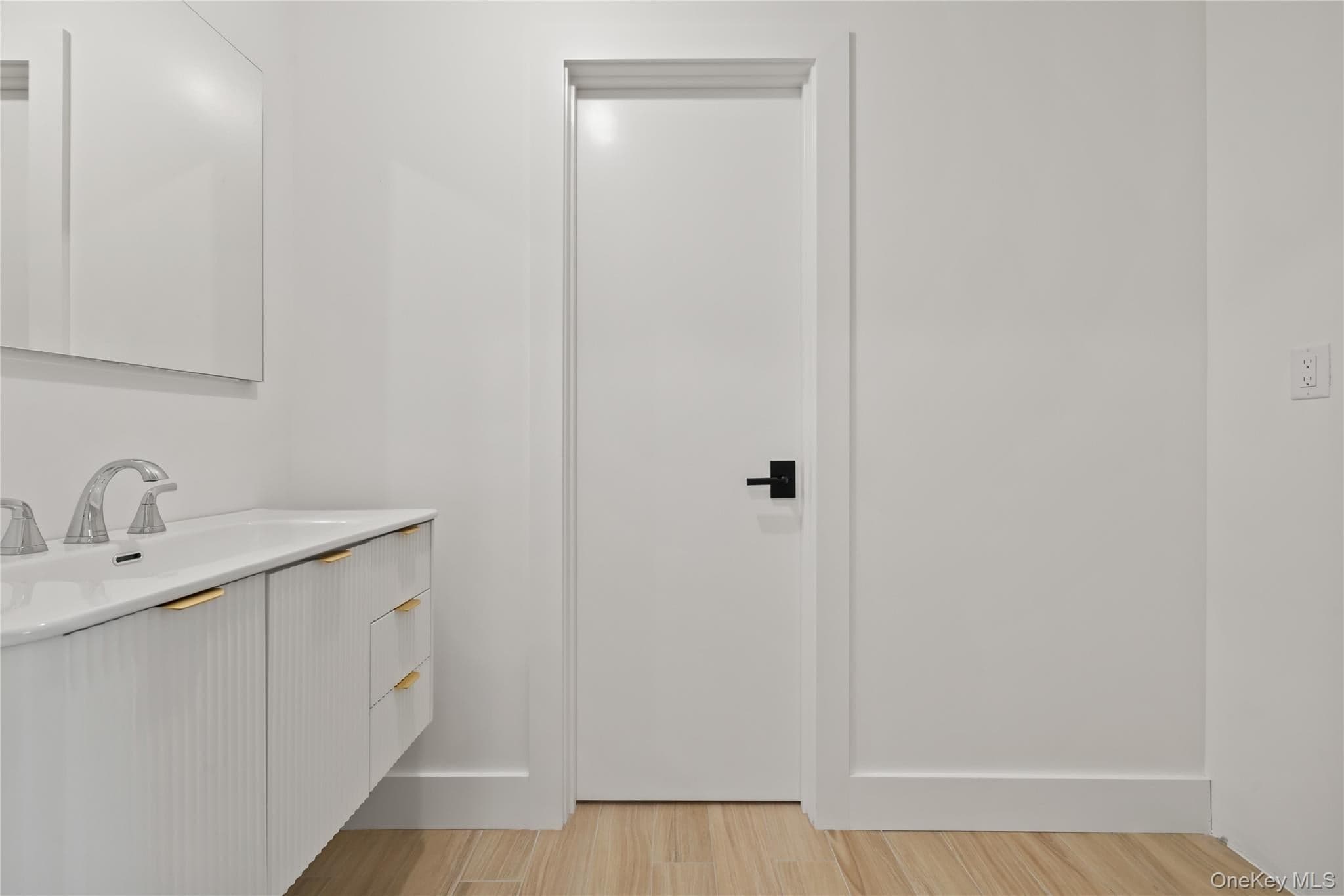 17 Jay St ST Unit: 201 thumbnail 36