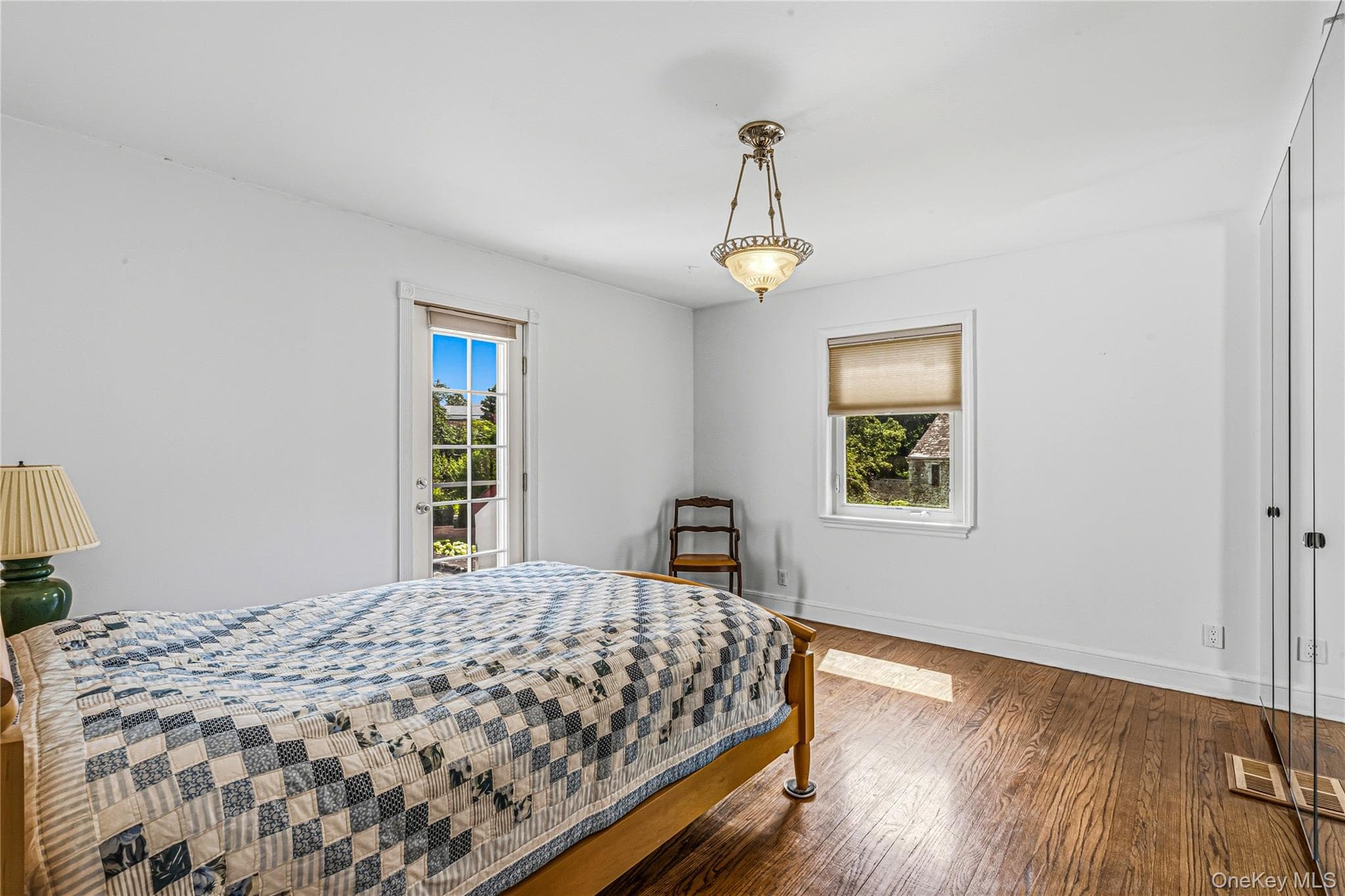 36 Strathmore Road thumbnail 21