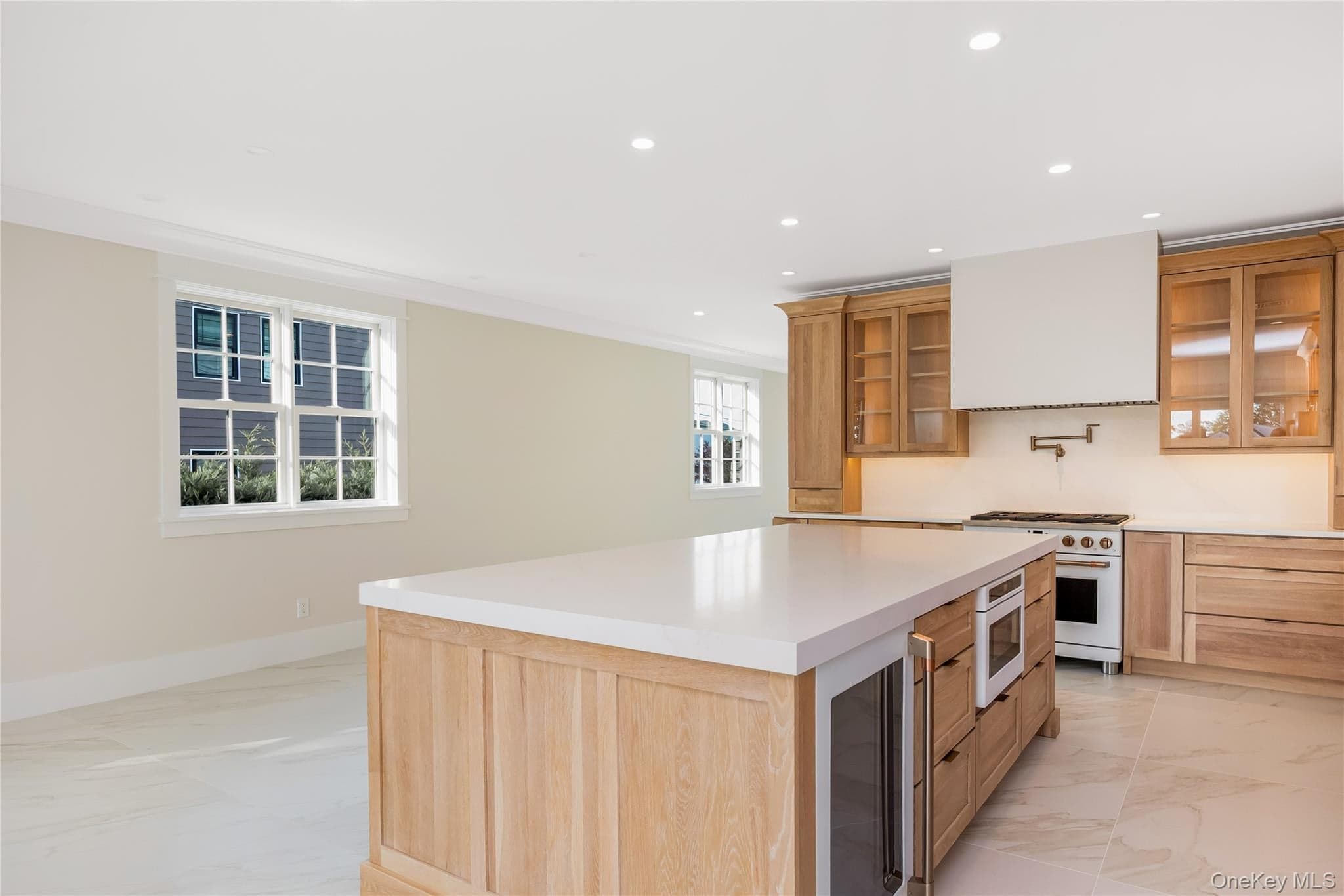 11 Riverdale Avenue thumbnail 10