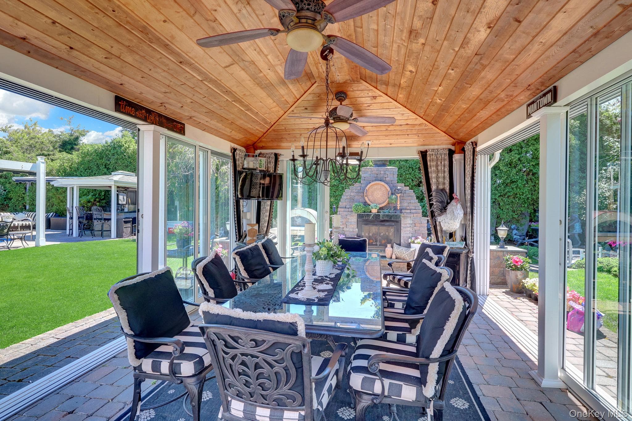 257 Shadybrook Lane thumbnail 35