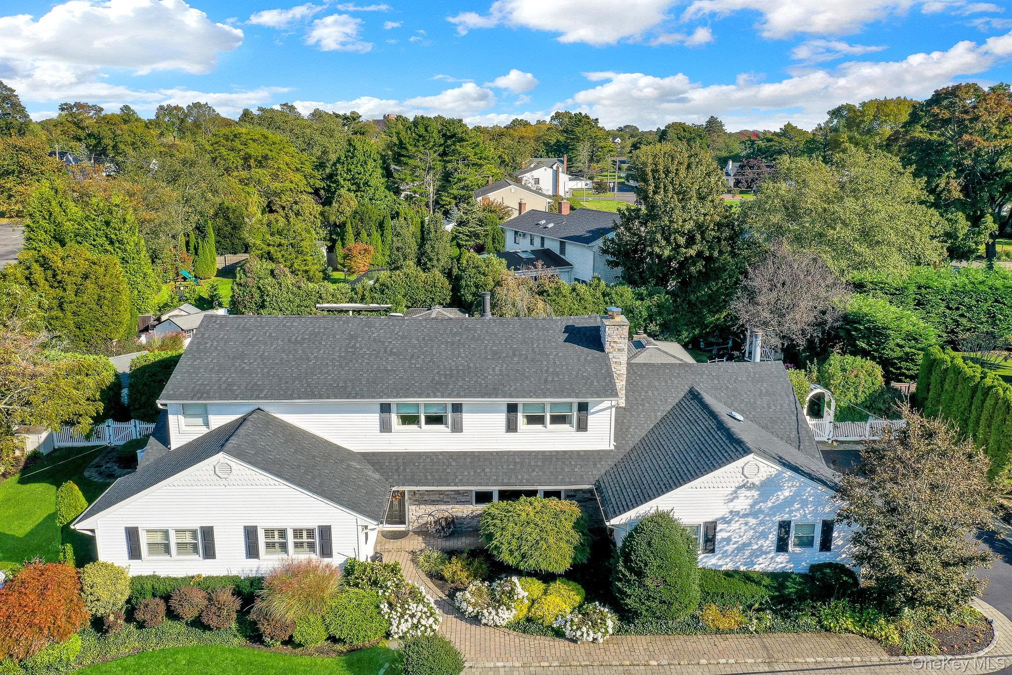 257 Shadybrook Lane thumbnail 4
