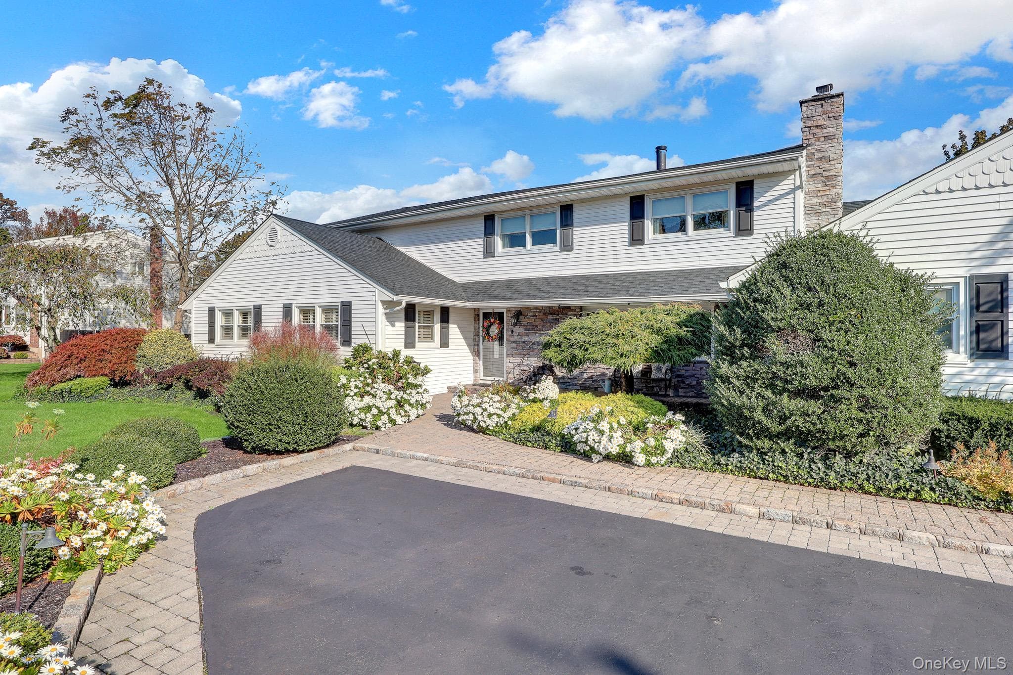 257 Shadybrook Lane thumbnail 5