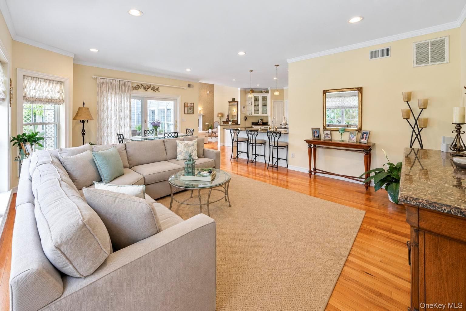 7 Wood Hollow Drive thumbnail 15