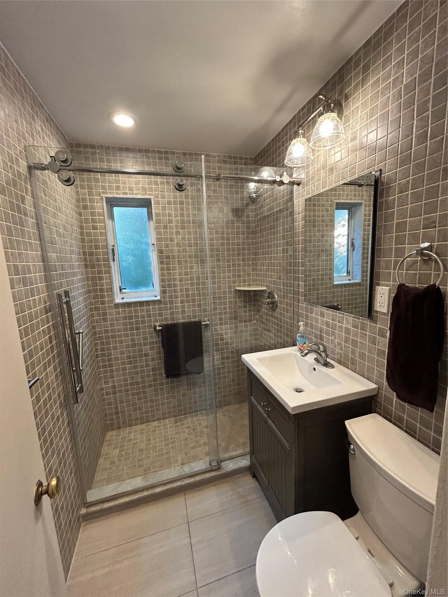220-21 Hillside Avenue Unit: Upper thumbnail 9