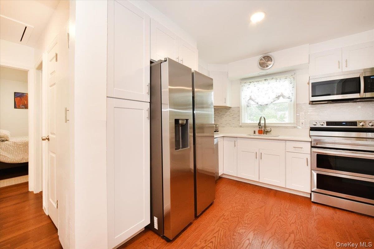95 Jenkins Avenue thumbnail 15