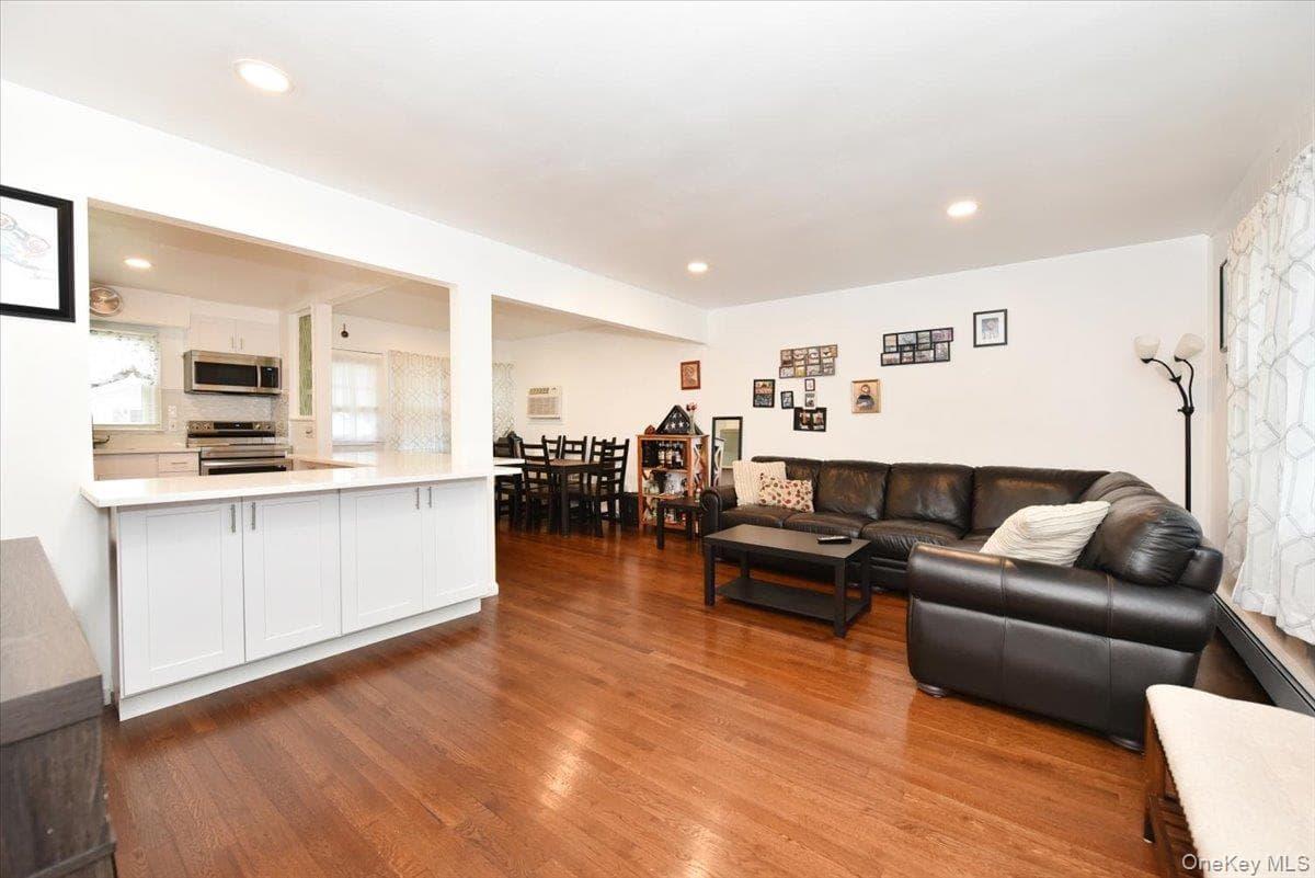 95 Jenkins Avenue thumbnail 8