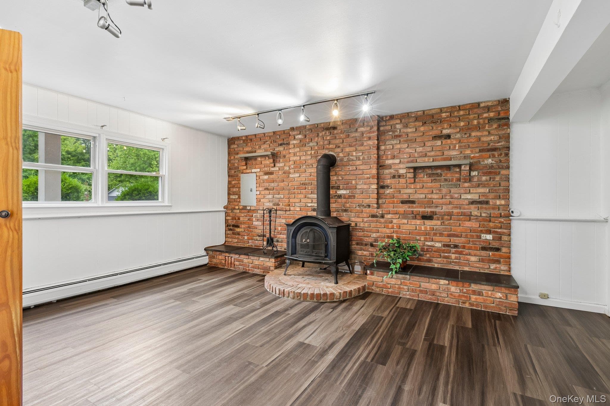 82 Branchville Road thumbnail 21