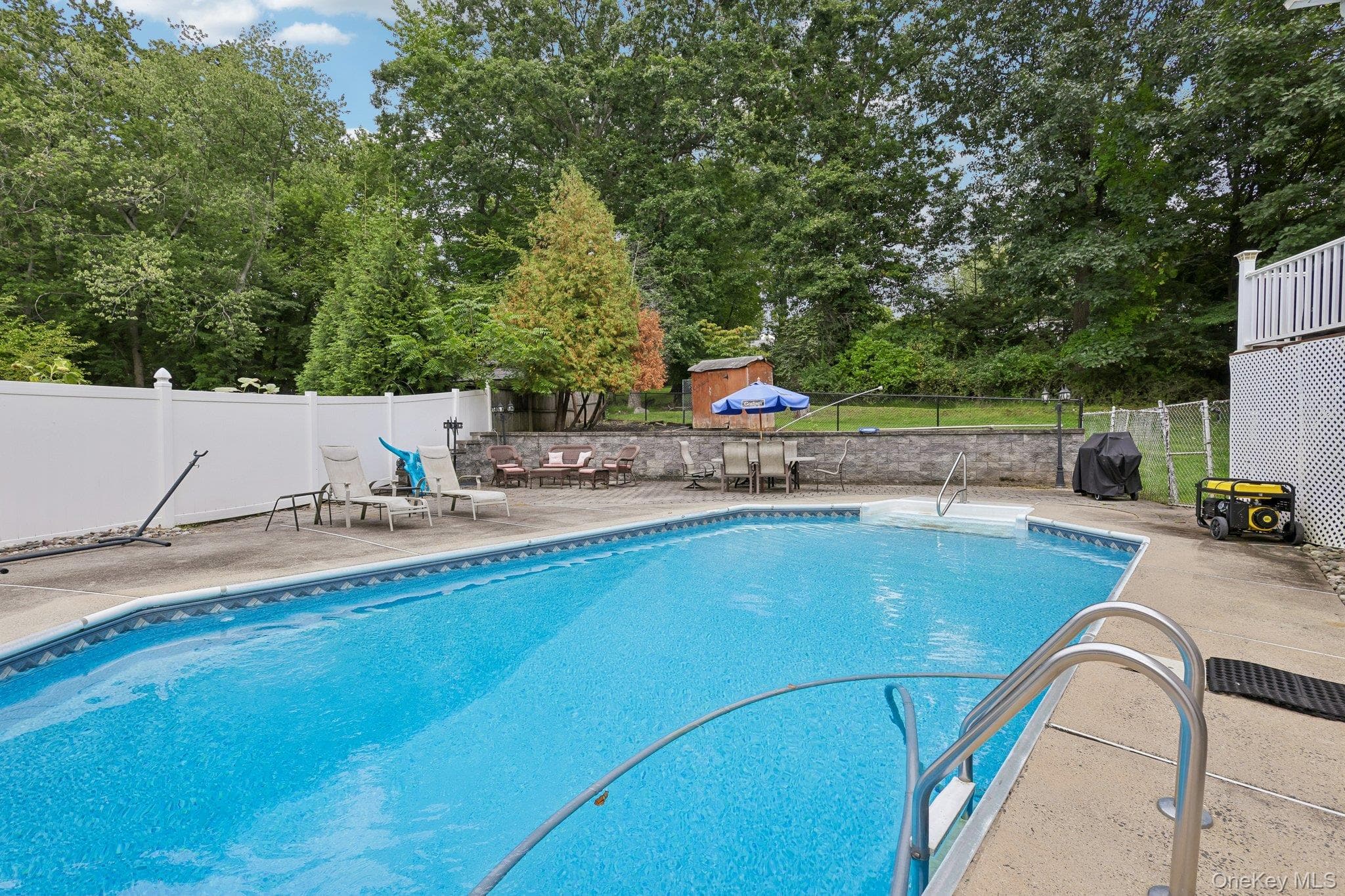 82 Branchville Road thumbnail 32