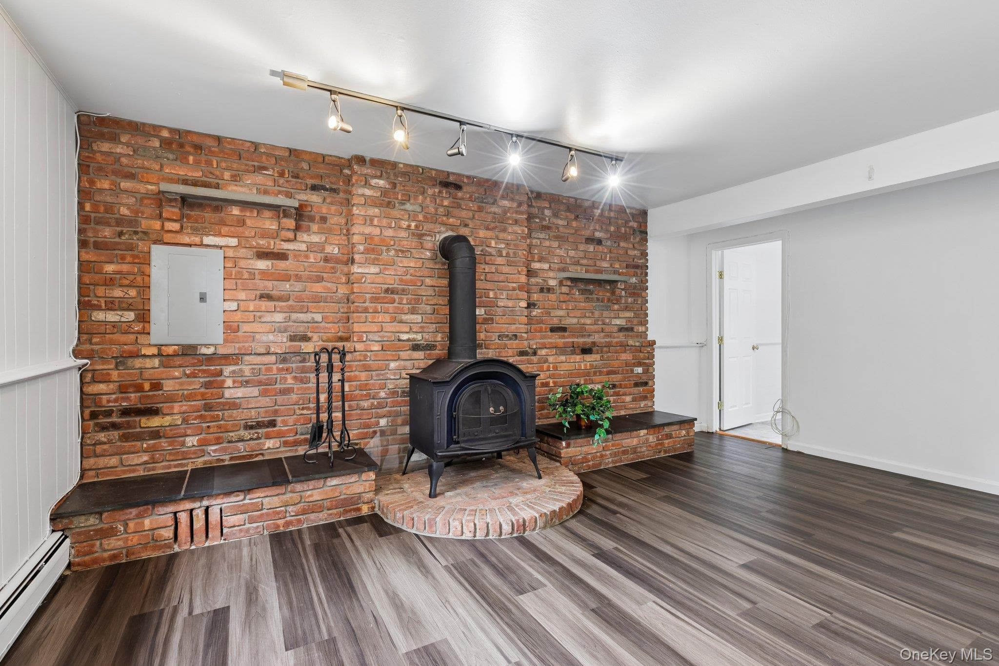 82 Branchville Road thumbnail 22